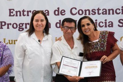 Firma Mara Lezama con FOVISSSTE convenio para subsidio de cancelación de hipotecas durante entrega de 188 constancias de finiquito