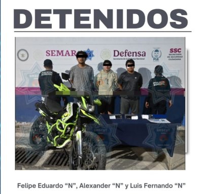 POLICÍA CANCÚN RECUPERA MOTOCICLETA CON REPORTE DE ROBO Y DETIENE A TRES MASCULINOS