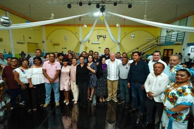 Rafa Marín participa como invitado en asamblea en defensa de la soberanía