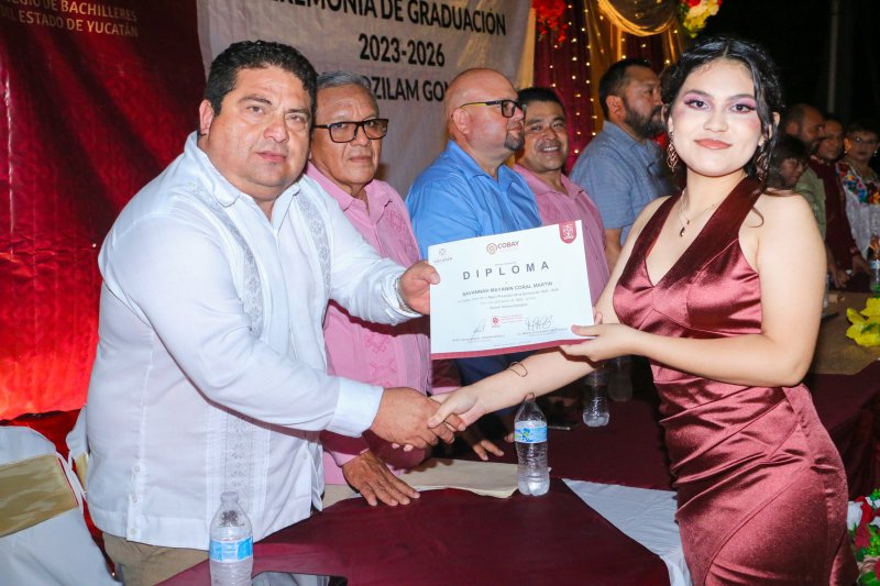Reconocen a Savannah Mayanin Coral Martín