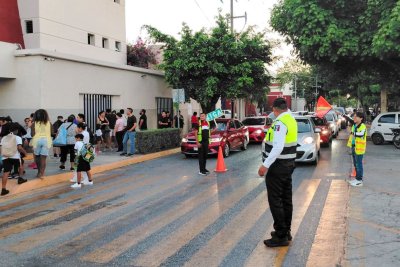 POLICÍA CANCÚN IMPLEMENTA OPERATIVO