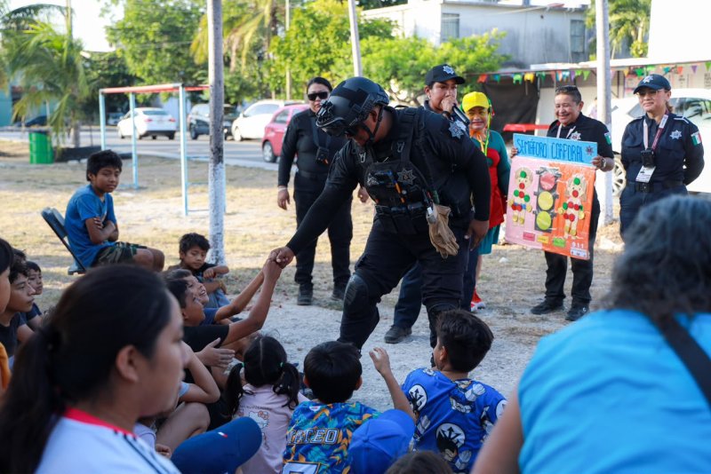 POLICÍA CANCÚN PROMUEVE DIÁLOGO