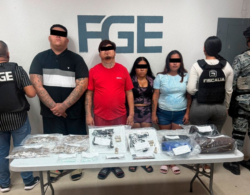Detienen FGE a 4 personas por narcomenudeo