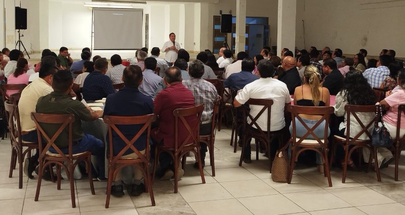 "En Mérida cabemos todos": Liborio Vidal invita a sumar liderazgos de todos los orígenes