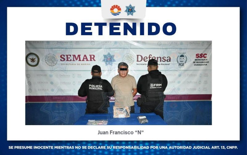 POLICÍA CANCÚN DETIENE A MASCULINO CON UN ARMA TIPO REVÓLVER EN SM 260