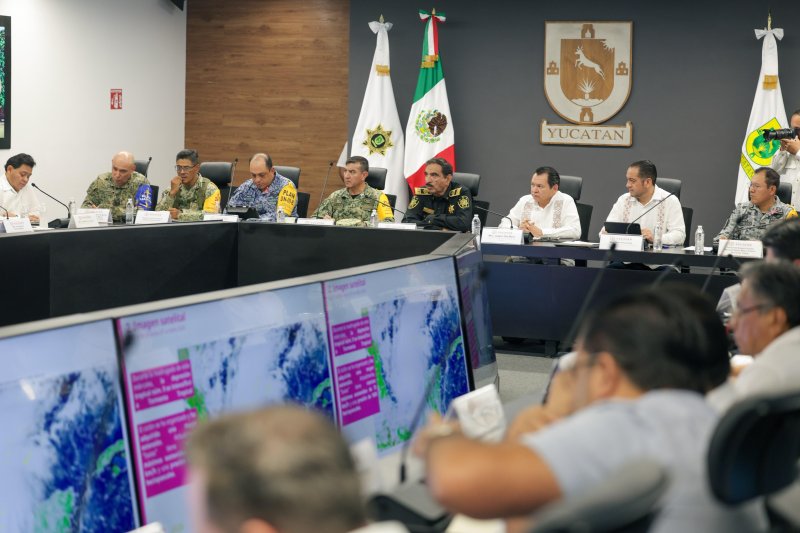 Yucatán suspende actividades no esenciales y educativas